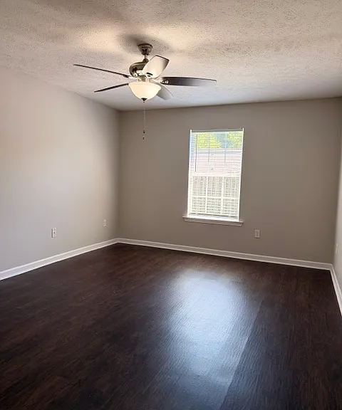 112 Barrington Dr — Photo 13