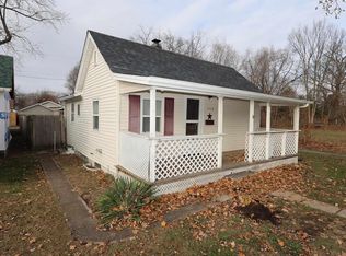 1113 Ann St, Mishawaka, IN 46545