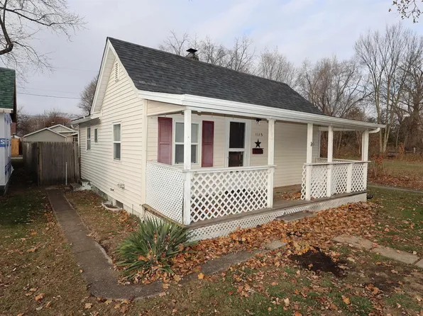 1113 Ann St, Mishawaka, IN 46545