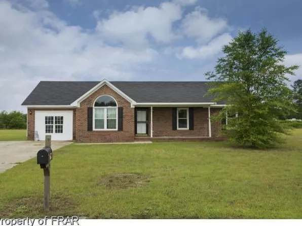 4404 Trimble Ln, Fayetteville, NC 28312