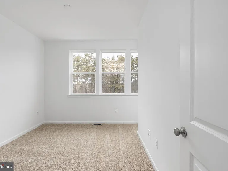 2546 Neabsco Common Pl — Photo 21