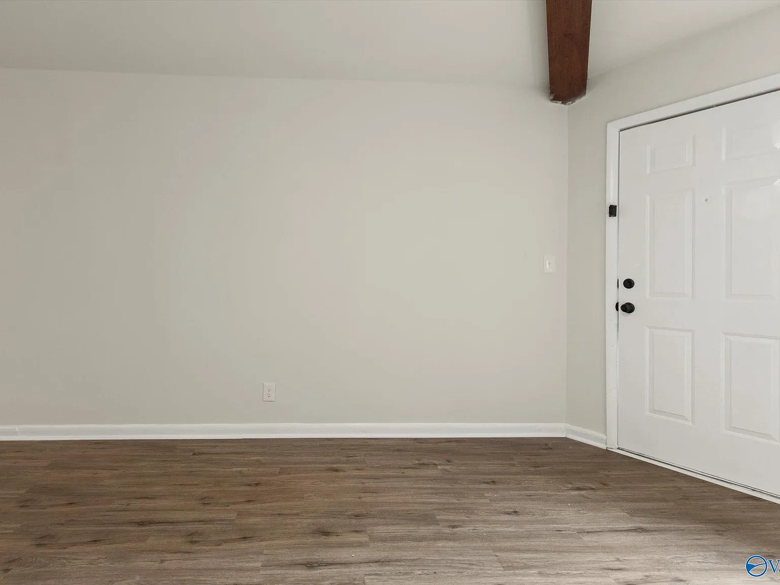 1 bed, 1.0 bath, 450 sqft, $695 — Photo 4