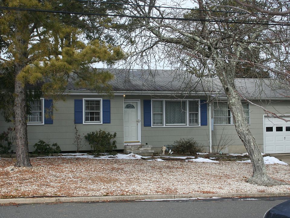 1st image of 1222 Tyler Dr