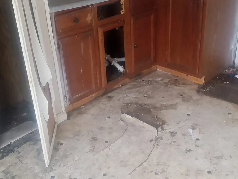 204 E Hegeler Ln #43 — Photo 6