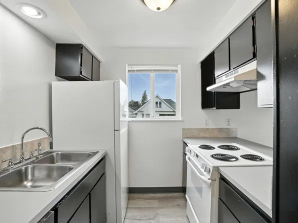 Cannonball Apartments!
