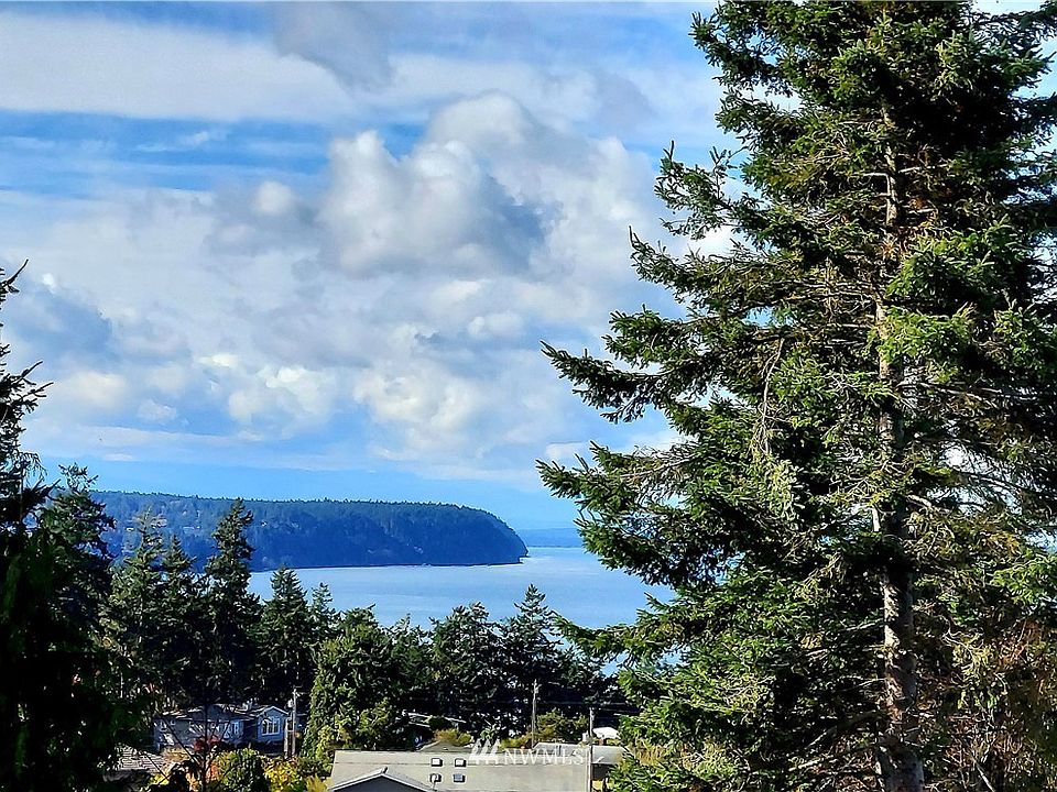 Lovely views of the Straits and Discovery Bay. Imagine when you are standing on your roof top deck as seller/architect Suggests.