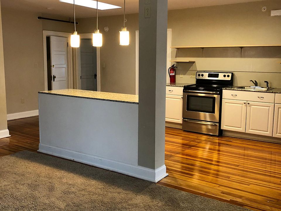 203 S William St Johnstown NY Zillow