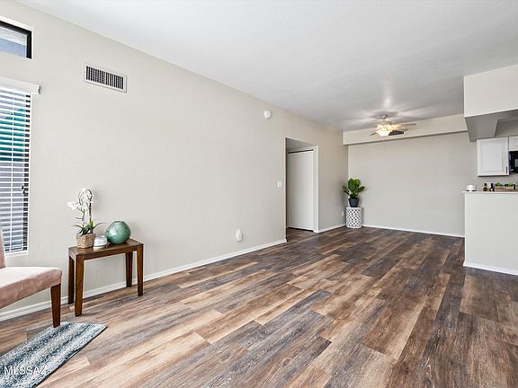 5th image of 7937 E Colette Cir