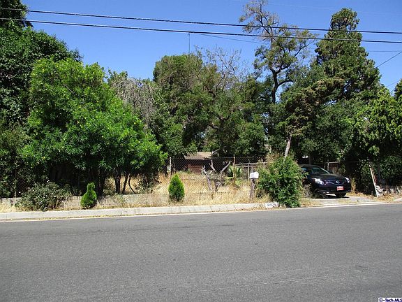 3rd image of 8929 Wheatland Ave