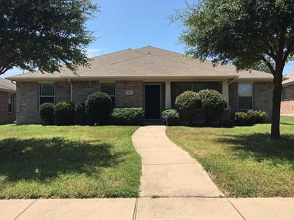 2nd image of 611 Rolling Meadows Dr