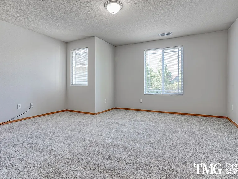 Covington Townhomes — Photo 33