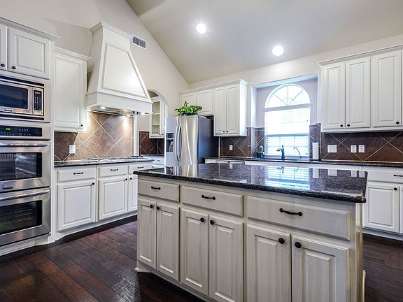 417-windward-drive-murphy-tx-High-Res-6.jpg