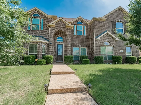 824 Regal Bluff Ln, Desoto, TX 75115