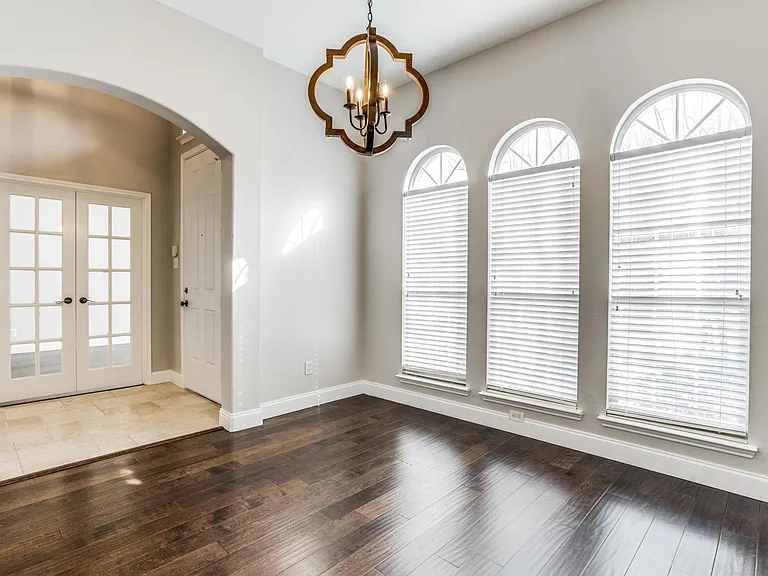 6415 Day Spring Dr — Photo 5
