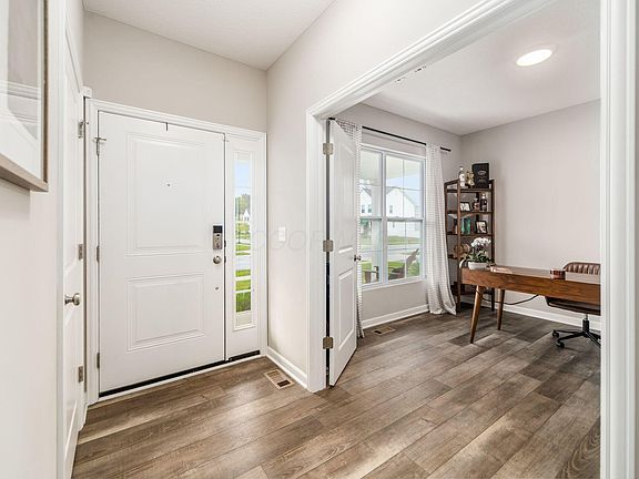 3rd image of 5625 Longmire Dr