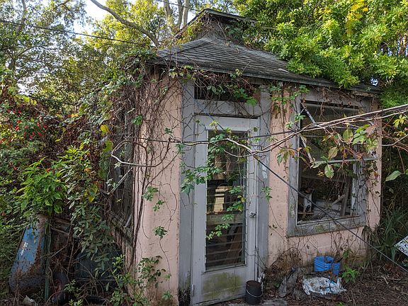 5th image of 5106 16th Ave S