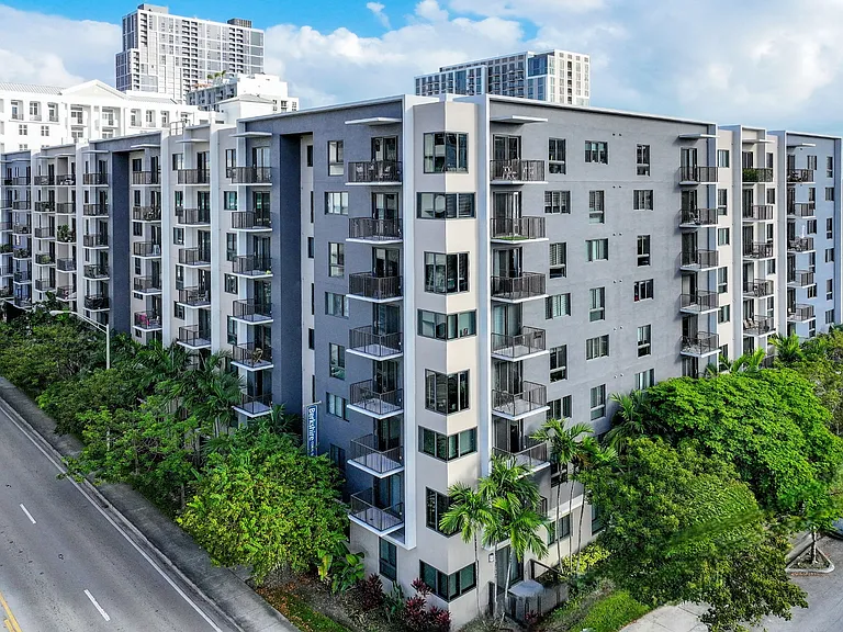 Berkshire Coral Gables — Photo 37