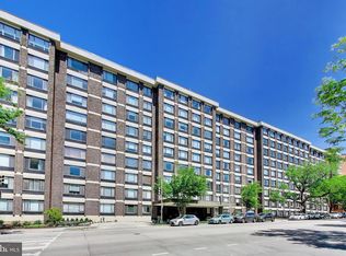 2501 Calvert St NW APT 711, Washington, DC 20008