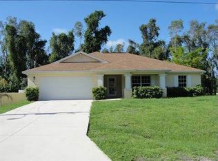 8272 Pittsburgh Blvd, Fort Myers, FL 33967