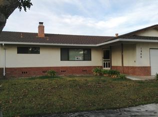 1500 Albright Dr, Hollister, CA 95023