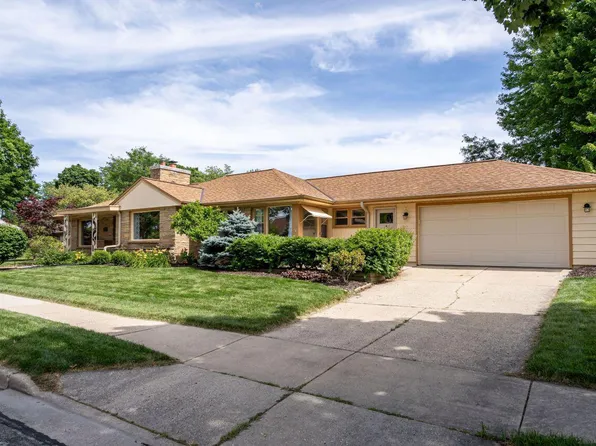 7413 Portland AVENUE, Wauwatosa, WI 53213