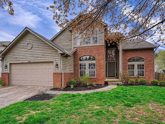 2nd image of 362 Aylesbury Dr W