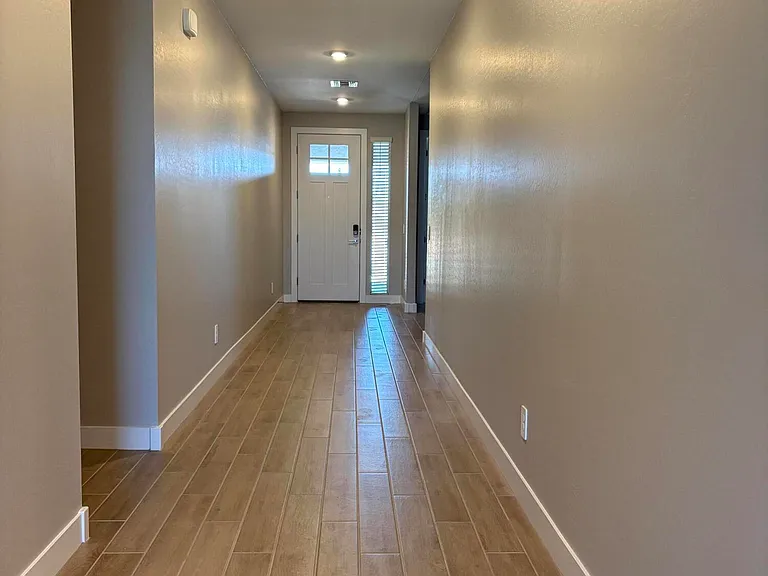 15775 W Honeysuckle Dr — Photo 6