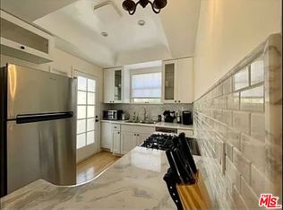423 W Ocean Ave, Santa Monica, CA 90402