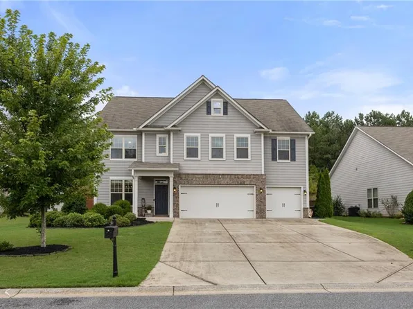 2032 W Hampton Dr, Canton, GA 30115