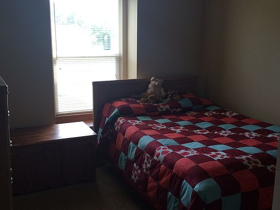 2nd main floor bedroom