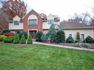 35 Manger Rd, Cedar Knolls, NJ 07927