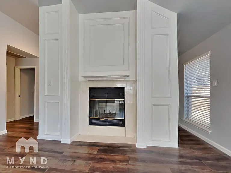 11831 James Vinson Dr — Photo 2