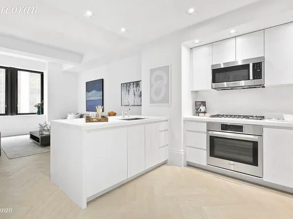 101 Wall Street image 1 of 16