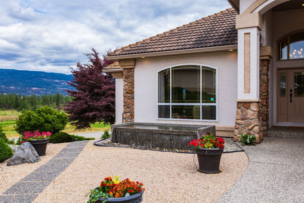 3080 Quail Cres, Kelowna, BC - View 5