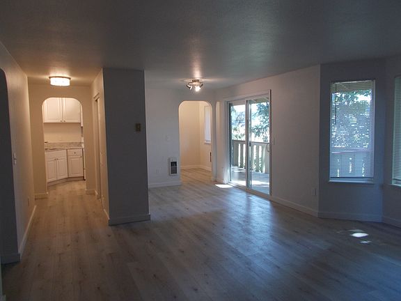 5th image of 3731 S Orchard St APT 4