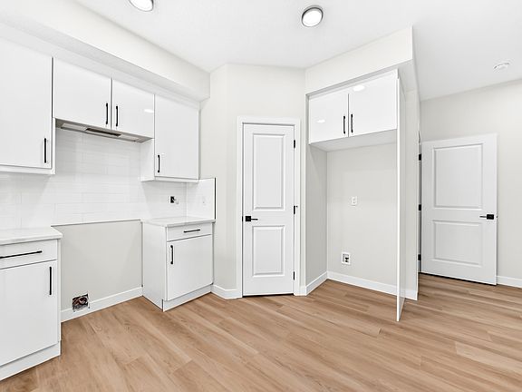 5th image of 77 Patriot Way