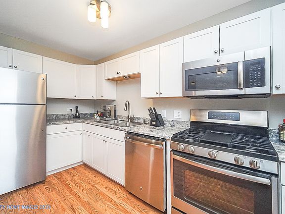 4th image of 57 E Hattendorf Ave APT 310