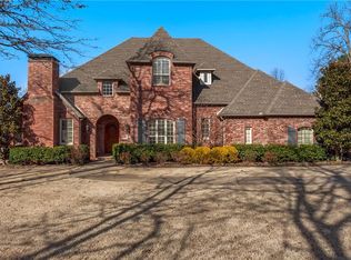 5948 E Drexel Cv, Fayetteville, AR 72703