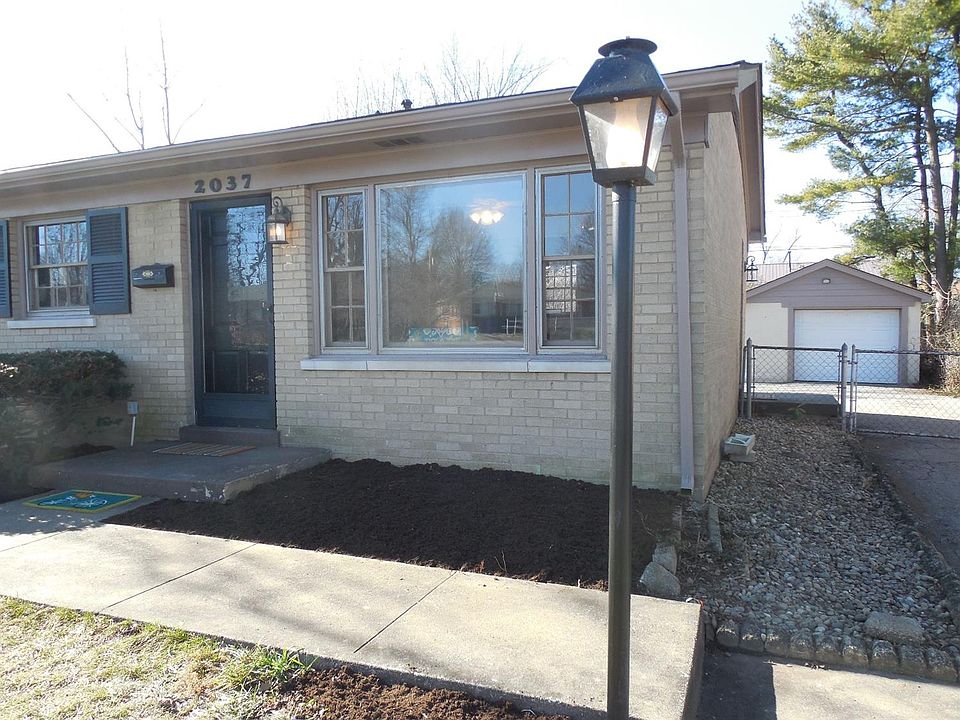 1st image of 2037 Tamarack Dr