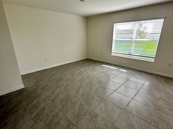 5th image of 16645 Mosaic Oar Dr