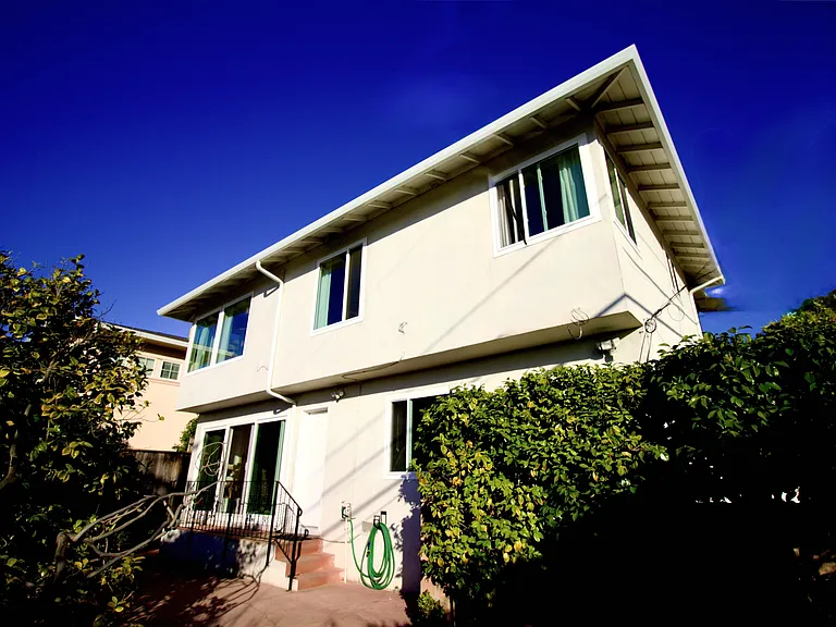 209 Malcolm Ave — Photo 7