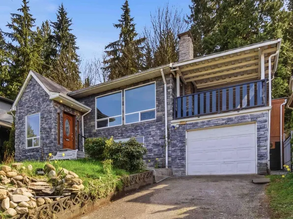 2331 Henry St, Pt Moody, BC V3H 2J4