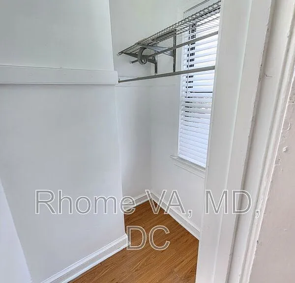 515 Franklin St NE #3 — Photo 6