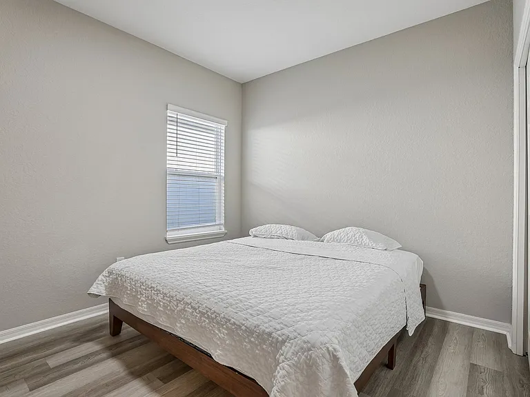 2167 Desert Rose Dr — Photo 22