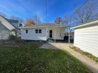 19680 E Brandywine Dr, Gobles, MI 49055