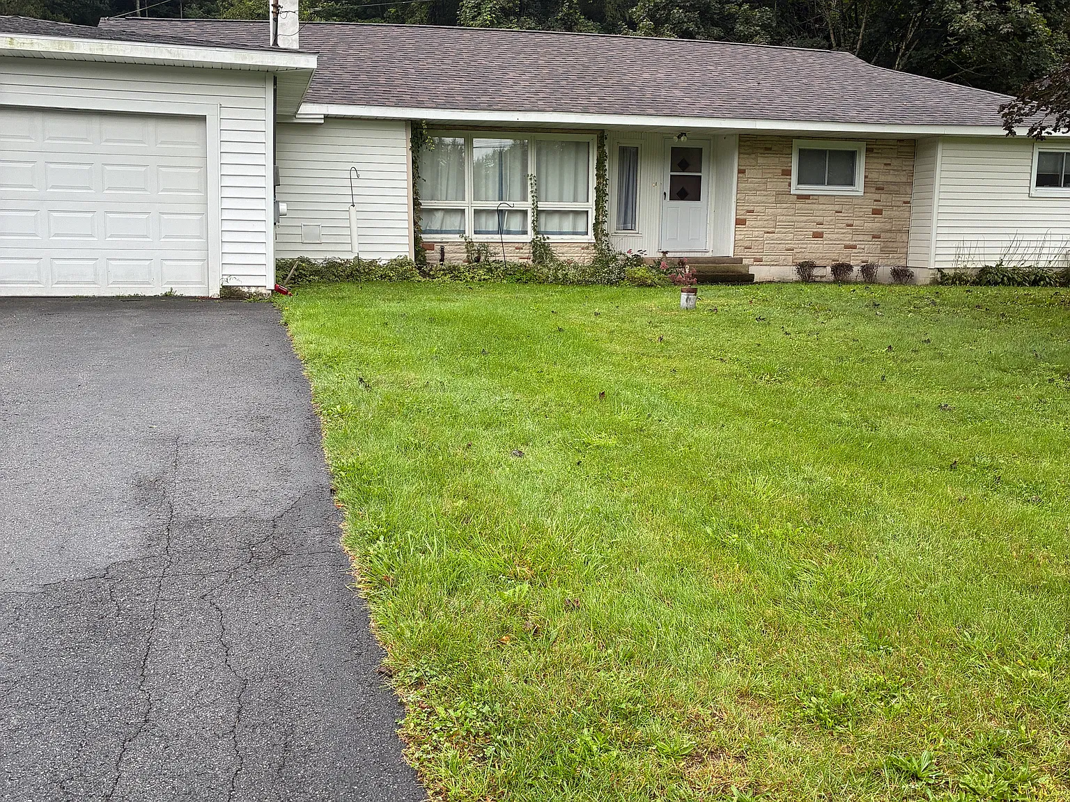 994 Peru Rd — Photo 1