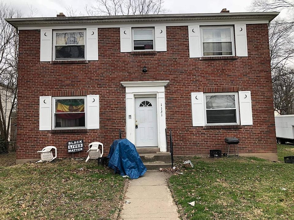 2nd image of 1131 California Ave