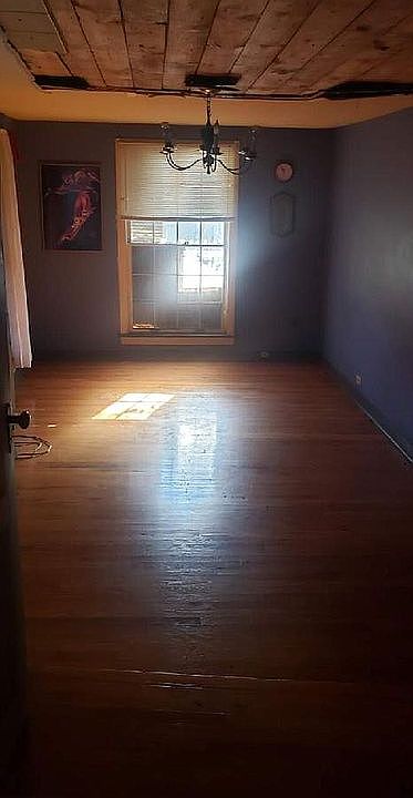 An upstairs bedroom... 