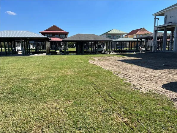 2435 Bench Blvd, Saint Bernard, LA 70085