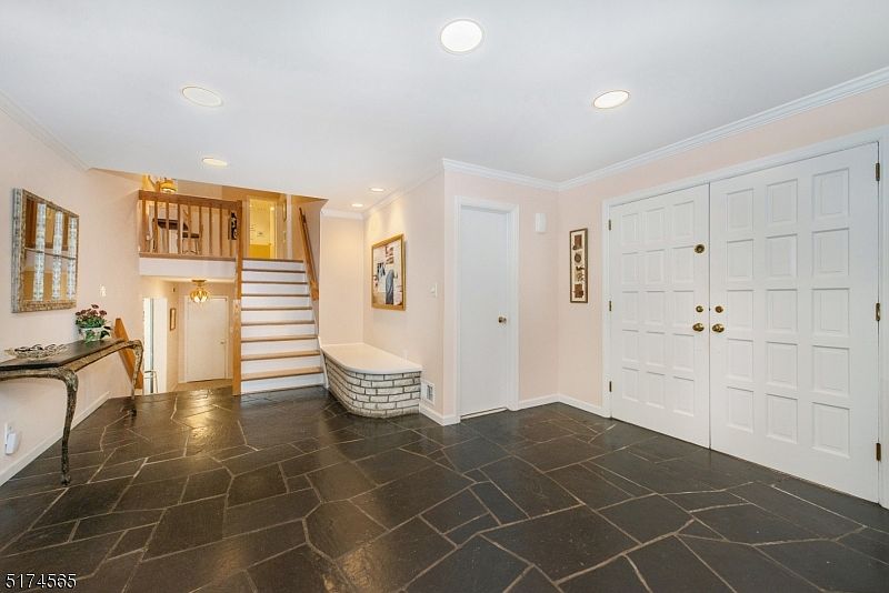 17 Coddington Ter, Livingston, NJ 07039 Zillow